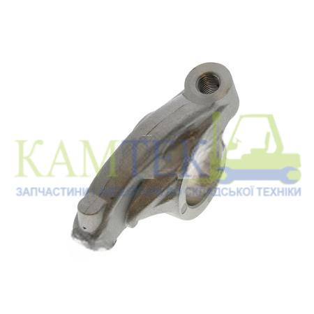 1325843G03_2025-02-11_14-05-00 Коромысло клапана Nissan TD27