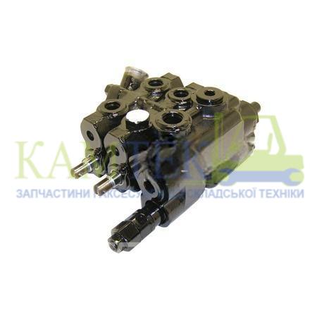 Гідророзподільник 2-х секційний навантажувача Komatsu FG15C-16