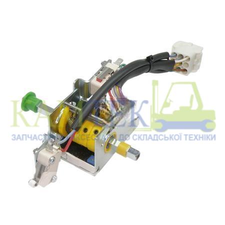 401207011_2025-03-14_08-24-19 Перемикач реверсу навантажувача OMG 715P