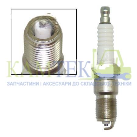 Свічка запалювання навантажувача
